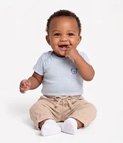 Body Bebê Listrado com Bordado de Urso – Tam 0 a 18 Meses