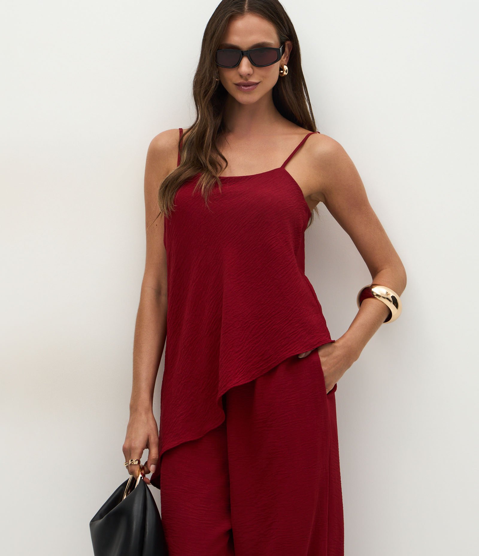 Blusa em Airflow Texturizado com Ponta Assimétrica Vermelho 1