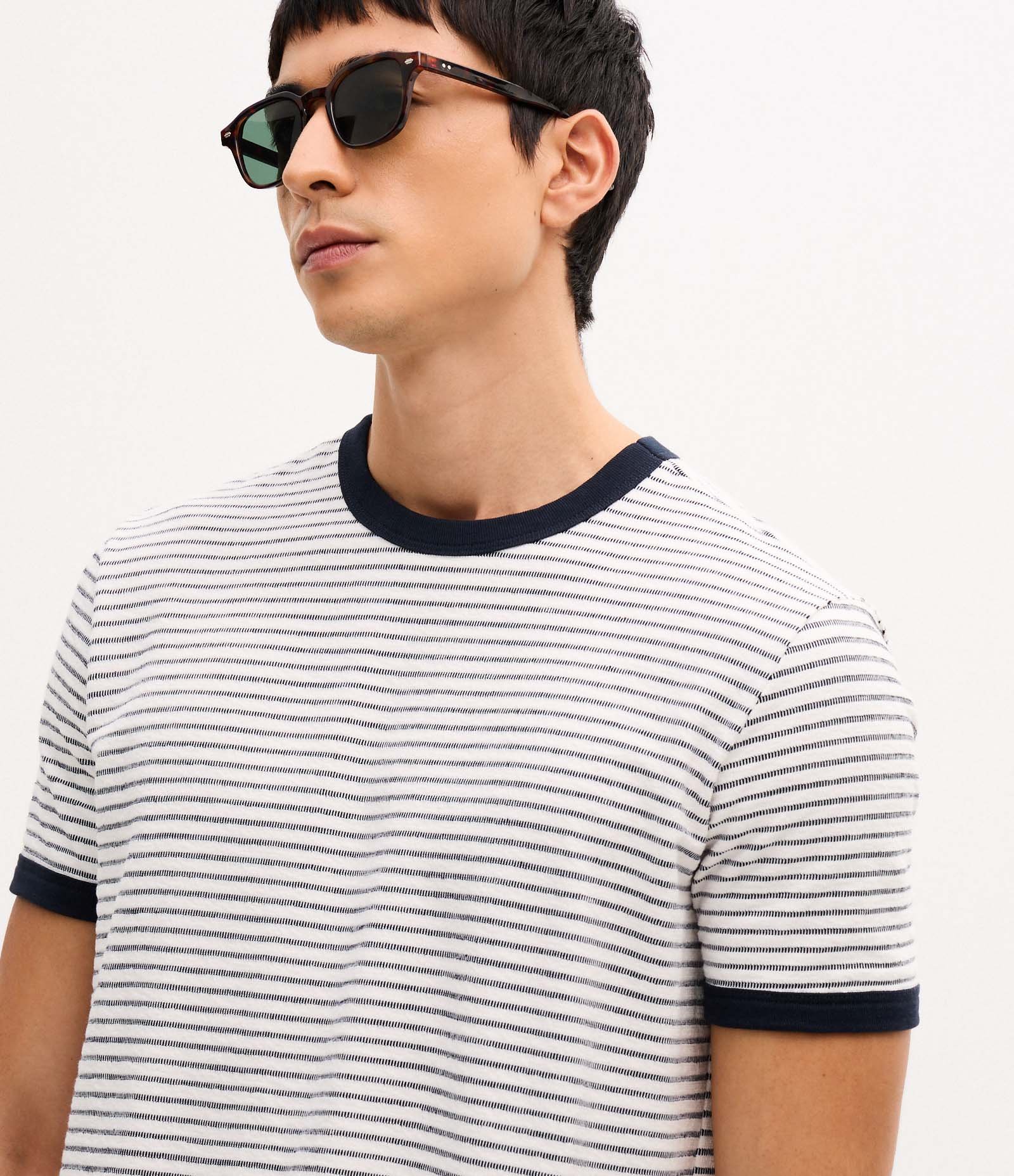 Camiseta em Algodão Listrada com Furinhos Azul 3