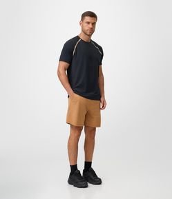 Bermuda Esportiva com Bolso Funcional com Zíper