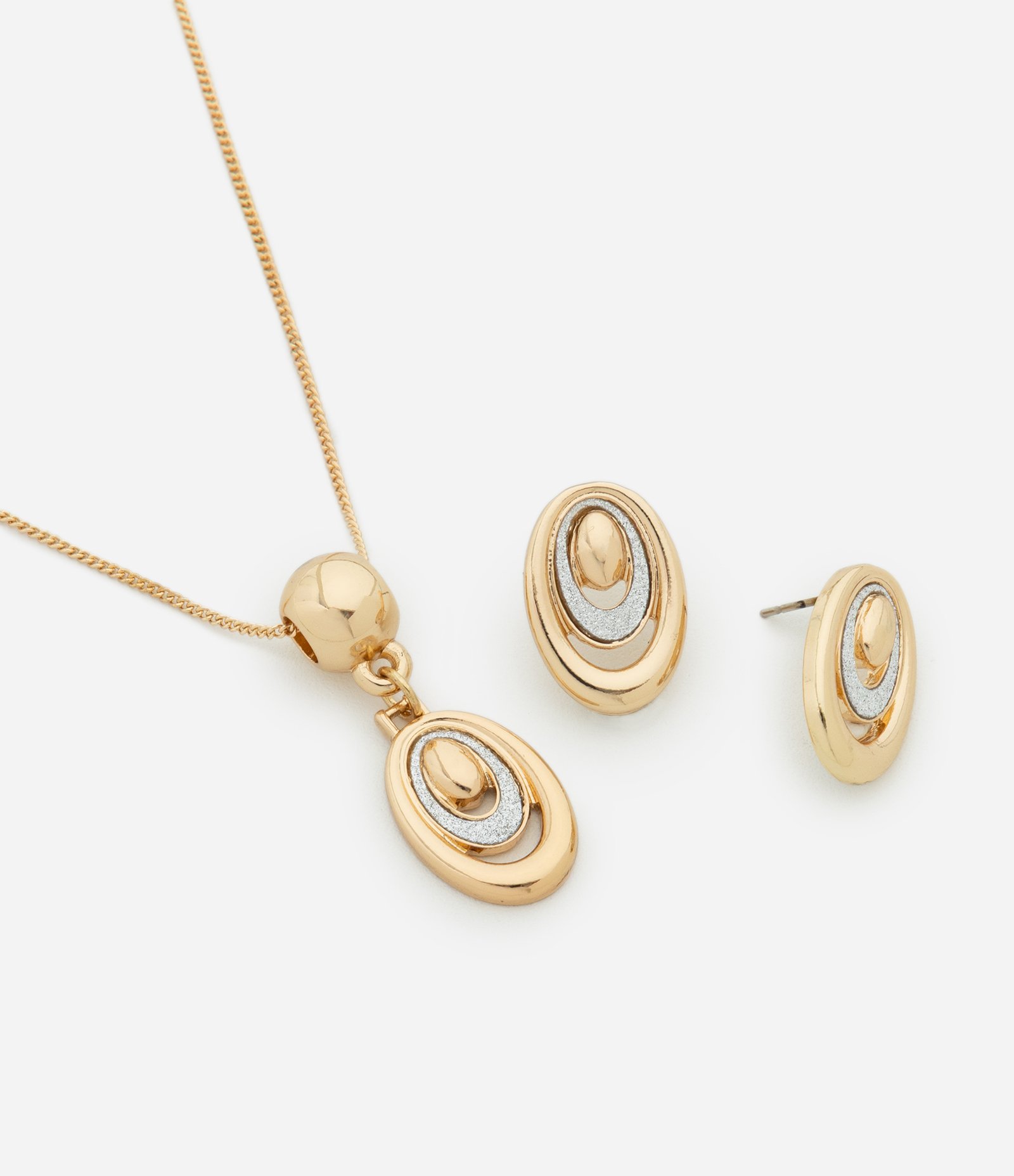Conjunto de Colar com Pingente Oval e Brincos Botão Dourado 2