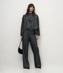 Calça Wide Leg em Jeans com Cintura Alta e Cós Alfaiatado