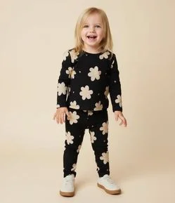 Camiseta Infantil Estampa Flores de Margaridas e Coraçãozinho – Tam 1 a 6 Anos