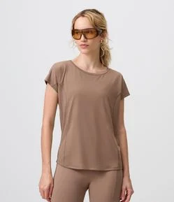 Camiseta Esportiva em Microfibra Texturizada