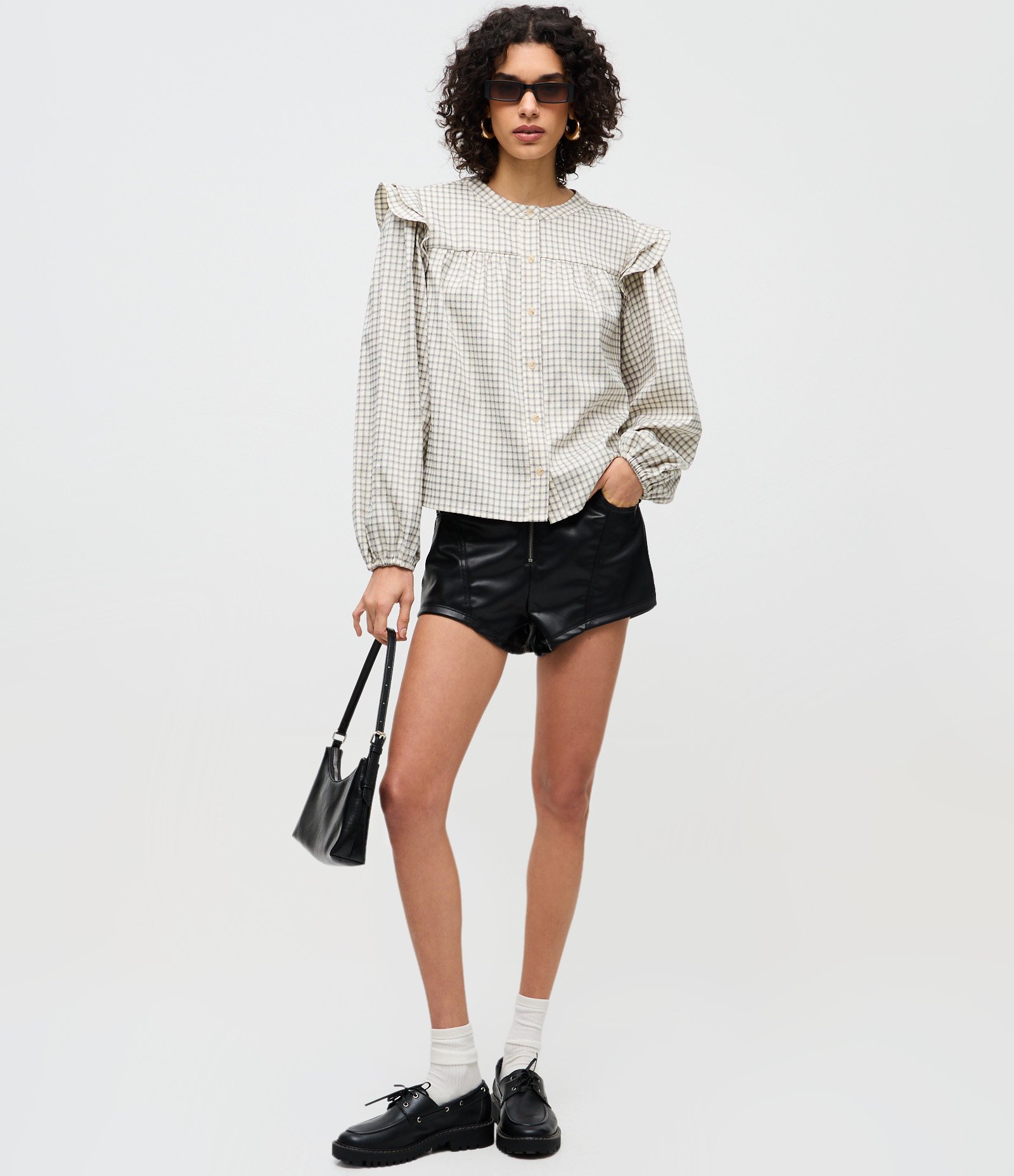 Blusa Bata em Tricoline Xadrez com Babados nos Ombros Off White 2