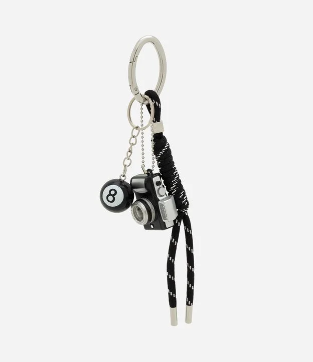 Chaveiro em Metal com Câmera e Bola de Sinuca