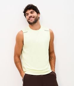 Regata Esportiva Regular com Tecnologia Dry
