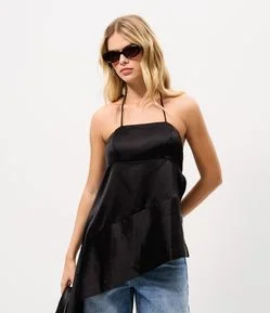 Blusa Assimétrica em Cetim com Amarração no Pescoço