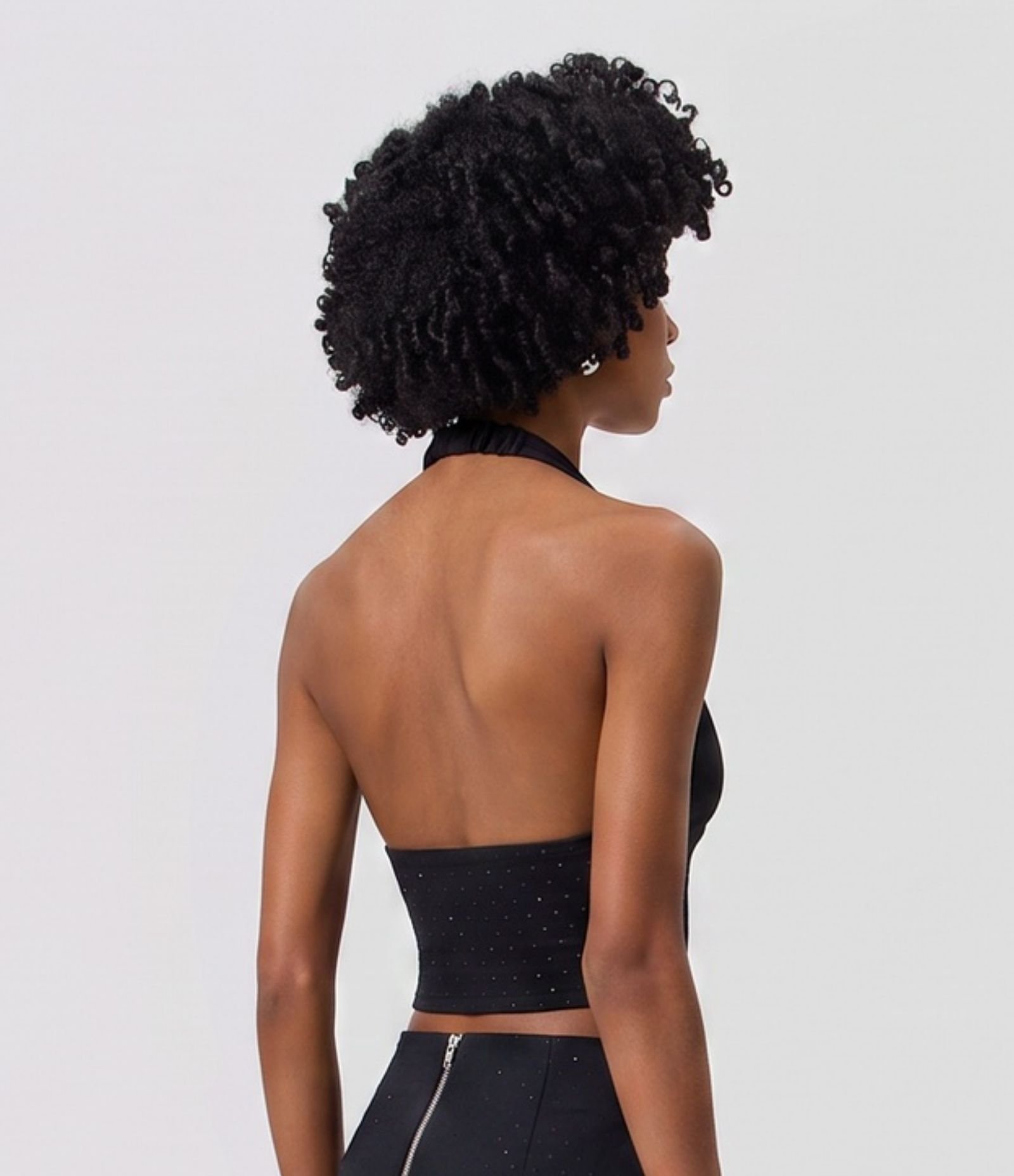 Blusa Frente Única em Bengaline com Aplicação Preto 4