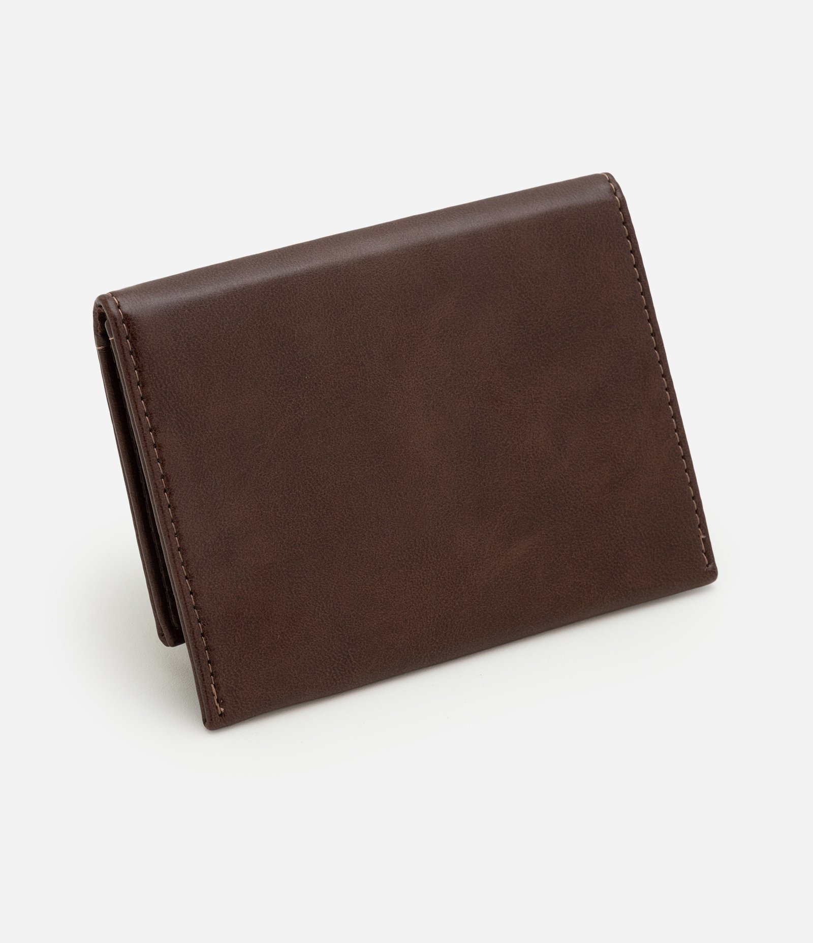 Carteira Envelope em PU com Plaquinha Triangular Marrom 3