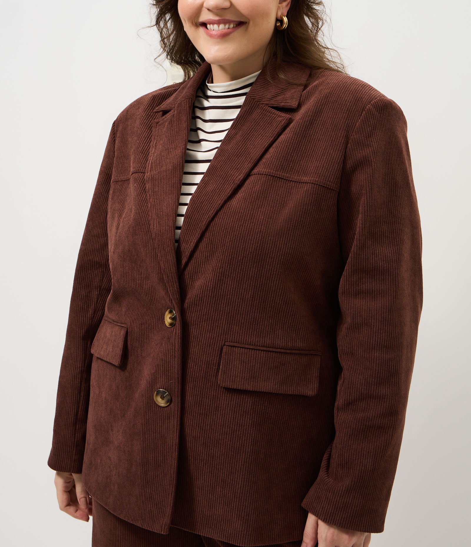 Blazer Veludo Cotelê Vintage Curve & Plus Size Marrom 3