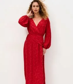 Vestido Longo Transpassado com Mangas Amplas e Cintura Marcada