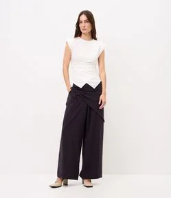 Calça Wide Leg com Lenço na Cintura
