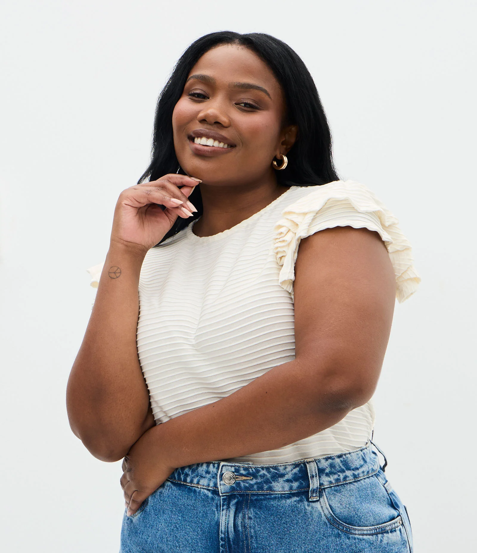 Blusa Manga Curta Texturizada com Babado Curve & Plus Size Off White 1