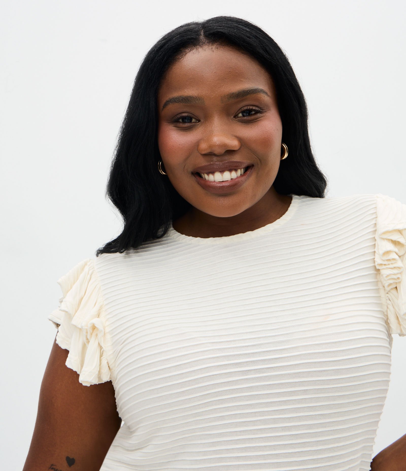 Blusa Manga Curta Texturizada com Babado Curve & Plus Size Off White 3