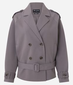 Trench Coat Curto com Cinto Baixo e Fechamento Transpassado