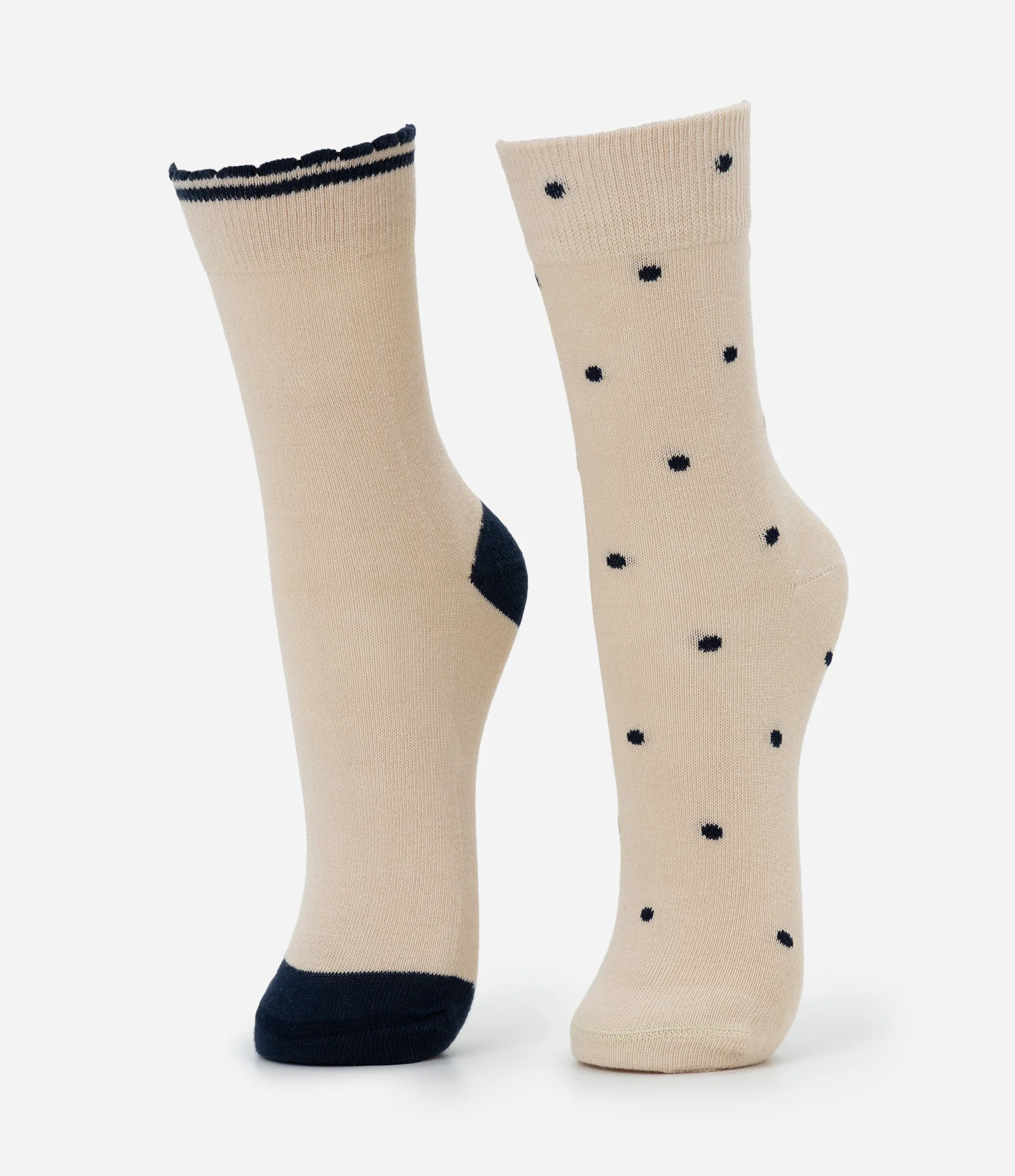 Kit 02 Meias Cano Médio em Algodão com Estampa Poá Bege 1