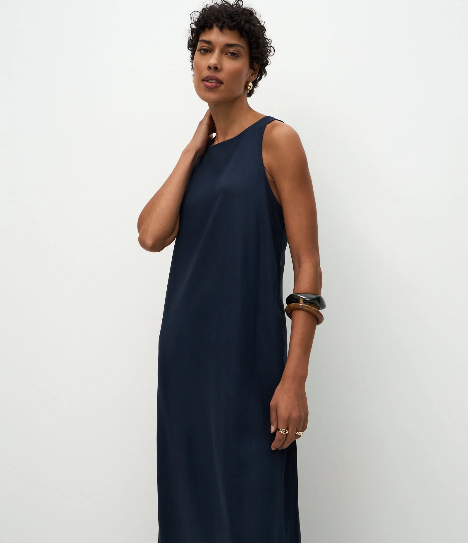 Vestido Longo em Viscolinho com Bolso Lateral Azul 2