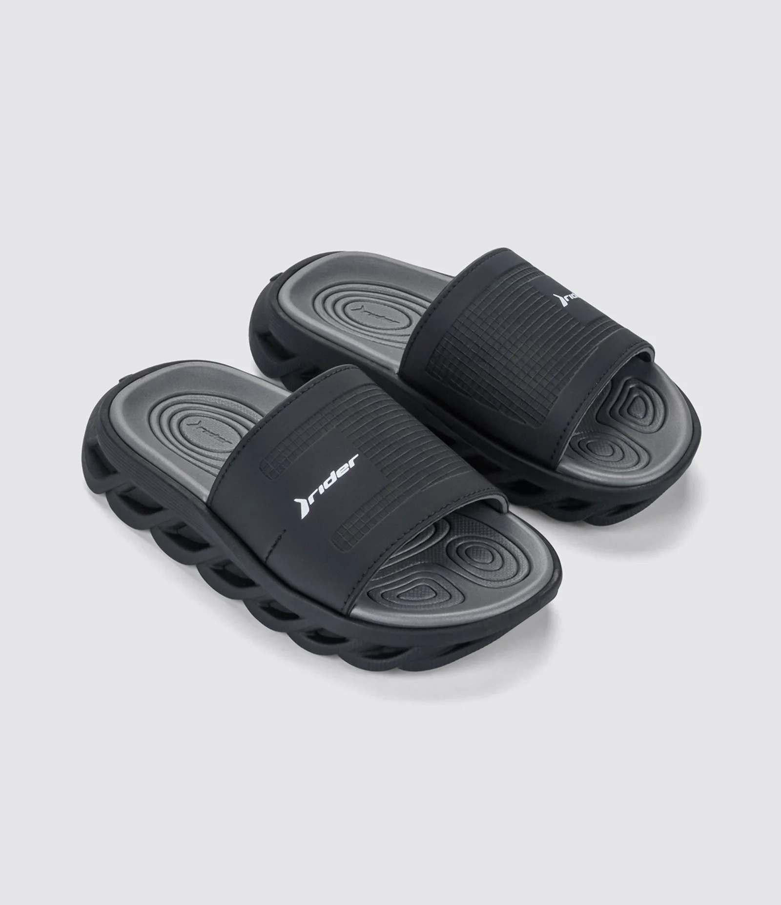 Chinelo Infantil Slide com Sola Alta – Tam 28 a 34 Preto 1