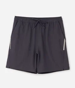 Bermuda Esportiva com Laser Cut e Print Lateral