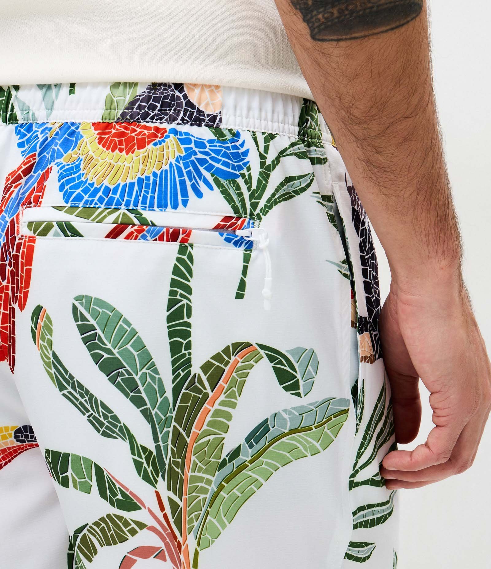 Bermuda de Banho Ripstop com Estampa Araras e Tucanos Branco 3