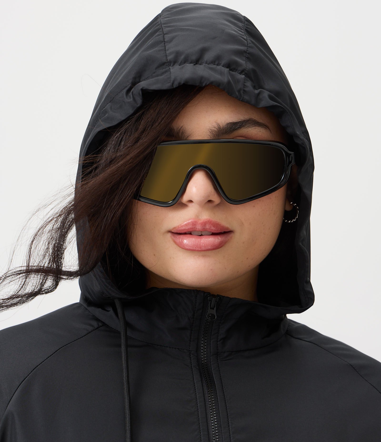Jaqueta Quebra Vento com Capuz e Zíper Curve & Plus Size Preto 5