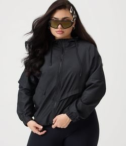 Jaqueta Quebra Vento com Capuz e Zíper Curve & Plus Size