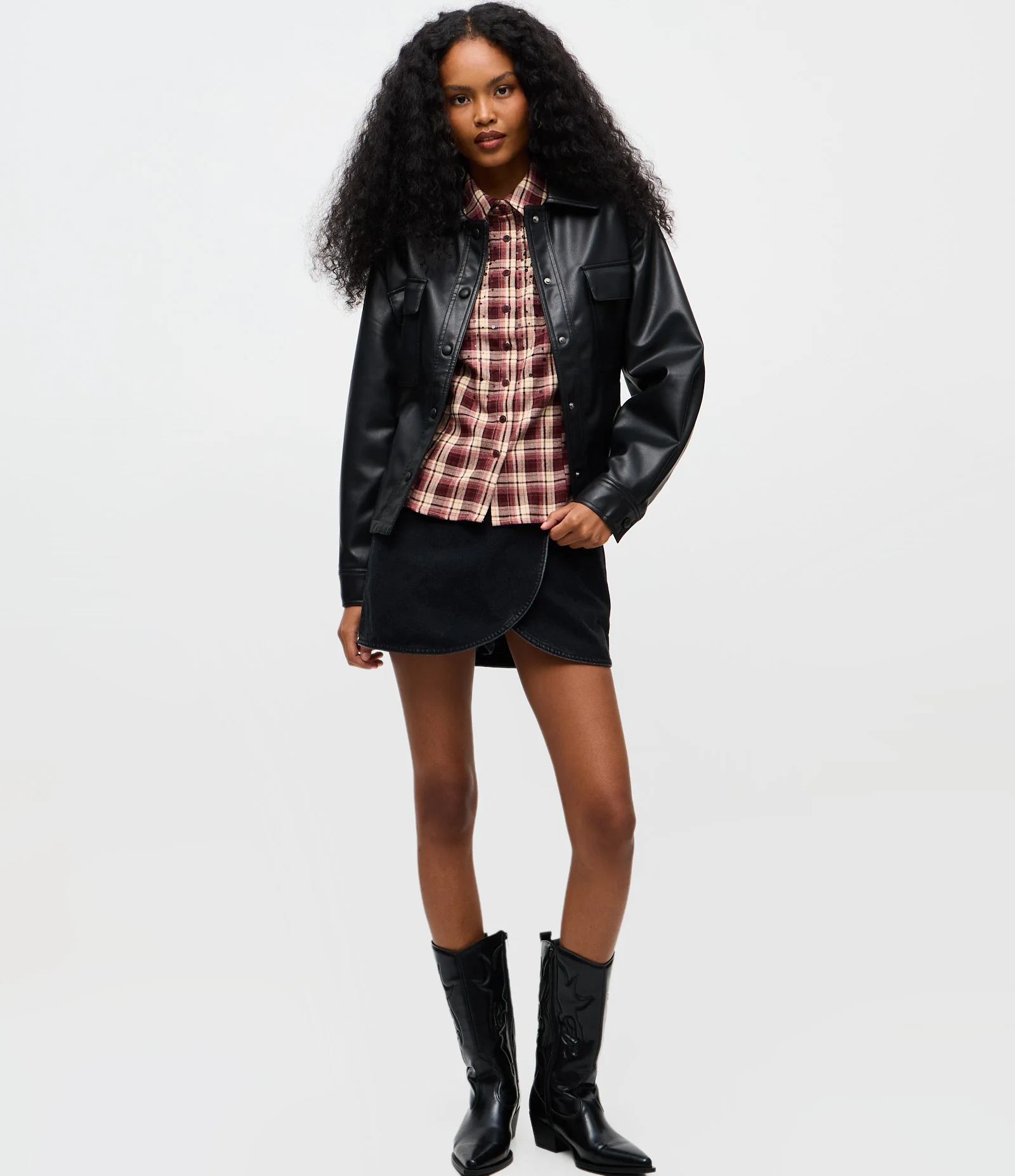 Camisa Xadrez em Tricoline com Bordado de Miçangas Vermelho 2