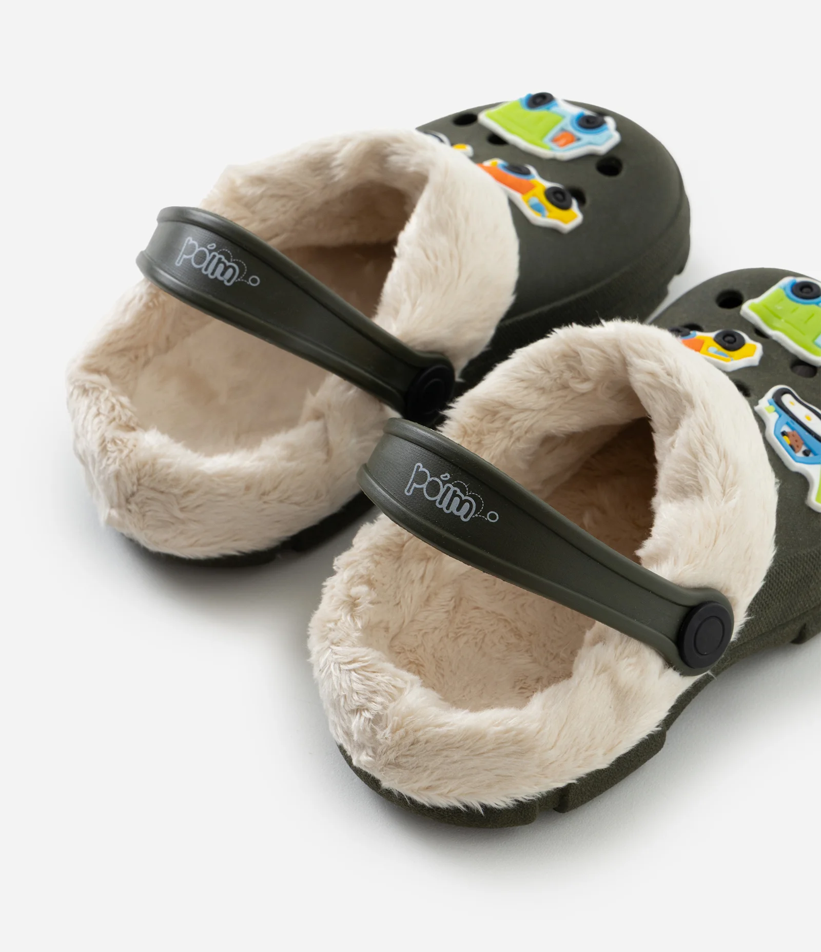 Sandália Infantil Babuche com Pelinhos e Patch Divertida – Tam 19/20 a 25/26 Verde/Bege 2