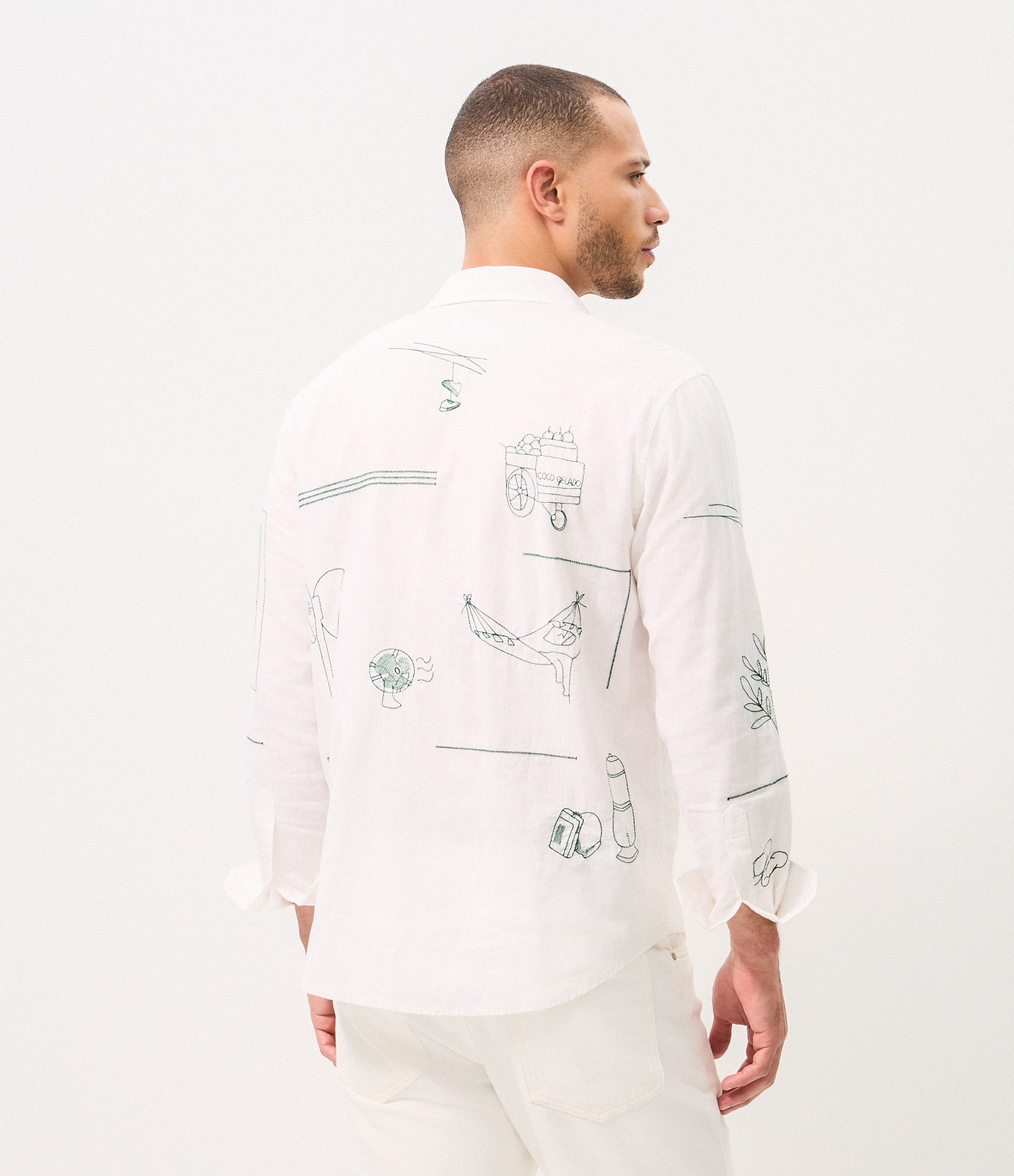 Camisa Linho Bordada Patchwork Mesa de Bar Branco 3