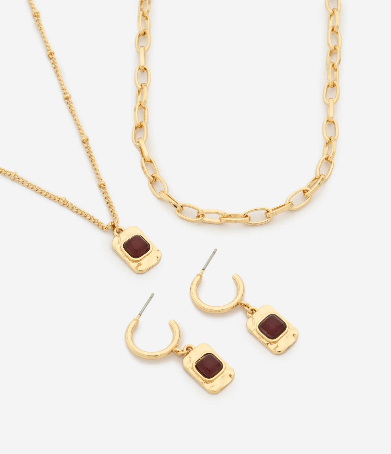 Conjunto com Colar e Pulseira e Brincos com Pingente em Resina Dourado 1
