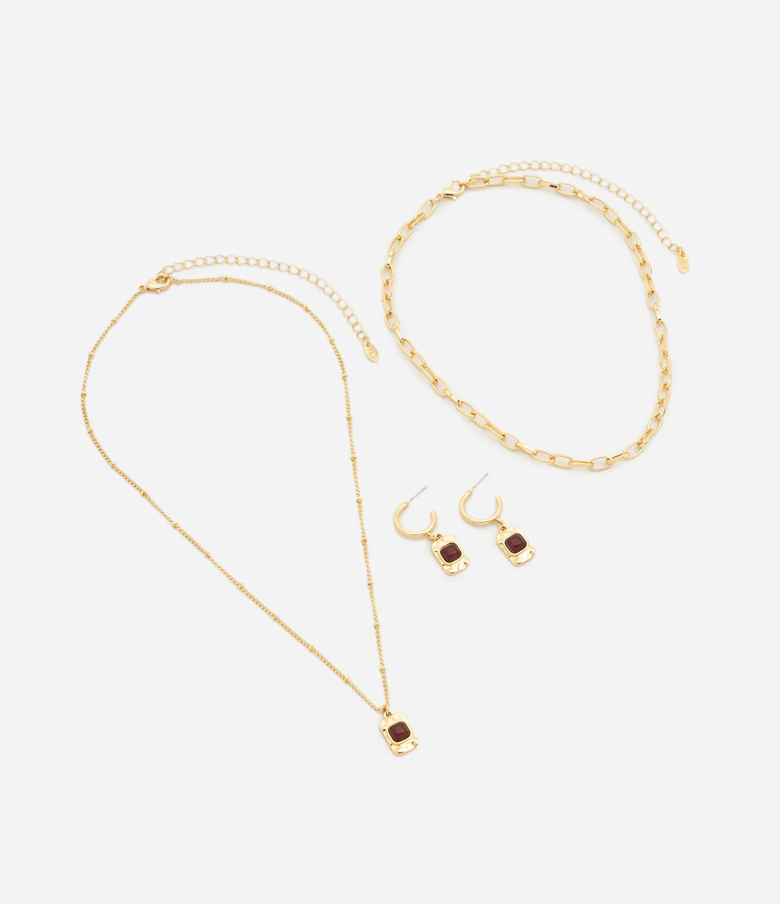 Conjunto com Colar e Pulseira e Brincos com Pingente em Resina Dourado 2