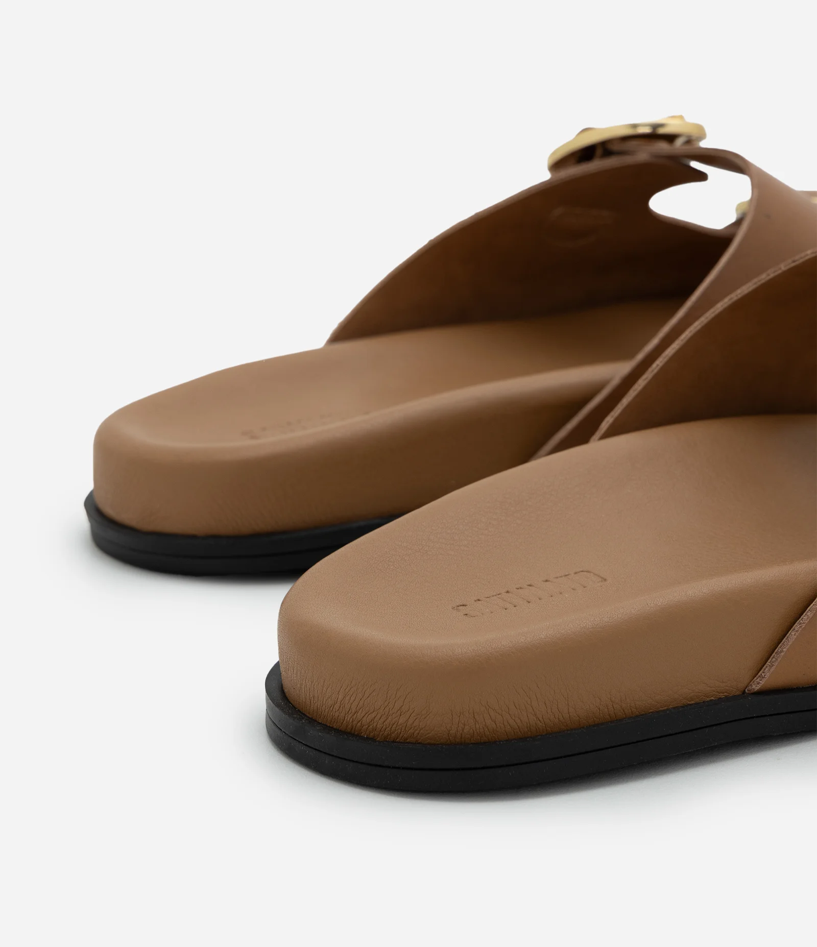 Rasteira em Couro com Tiras Largas Paralelas Marrom 3