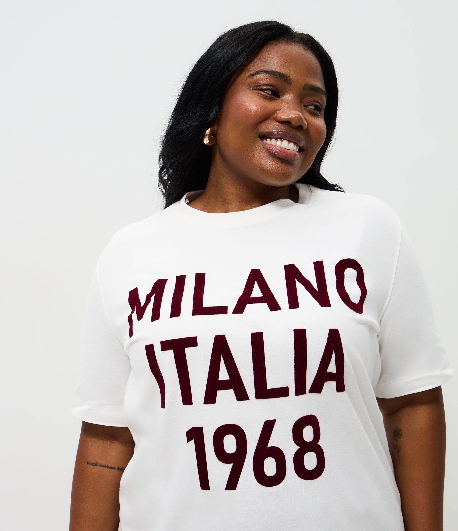 Camiseta Alongada Milano Italia 1968 Curve & Plus Size Branco 3