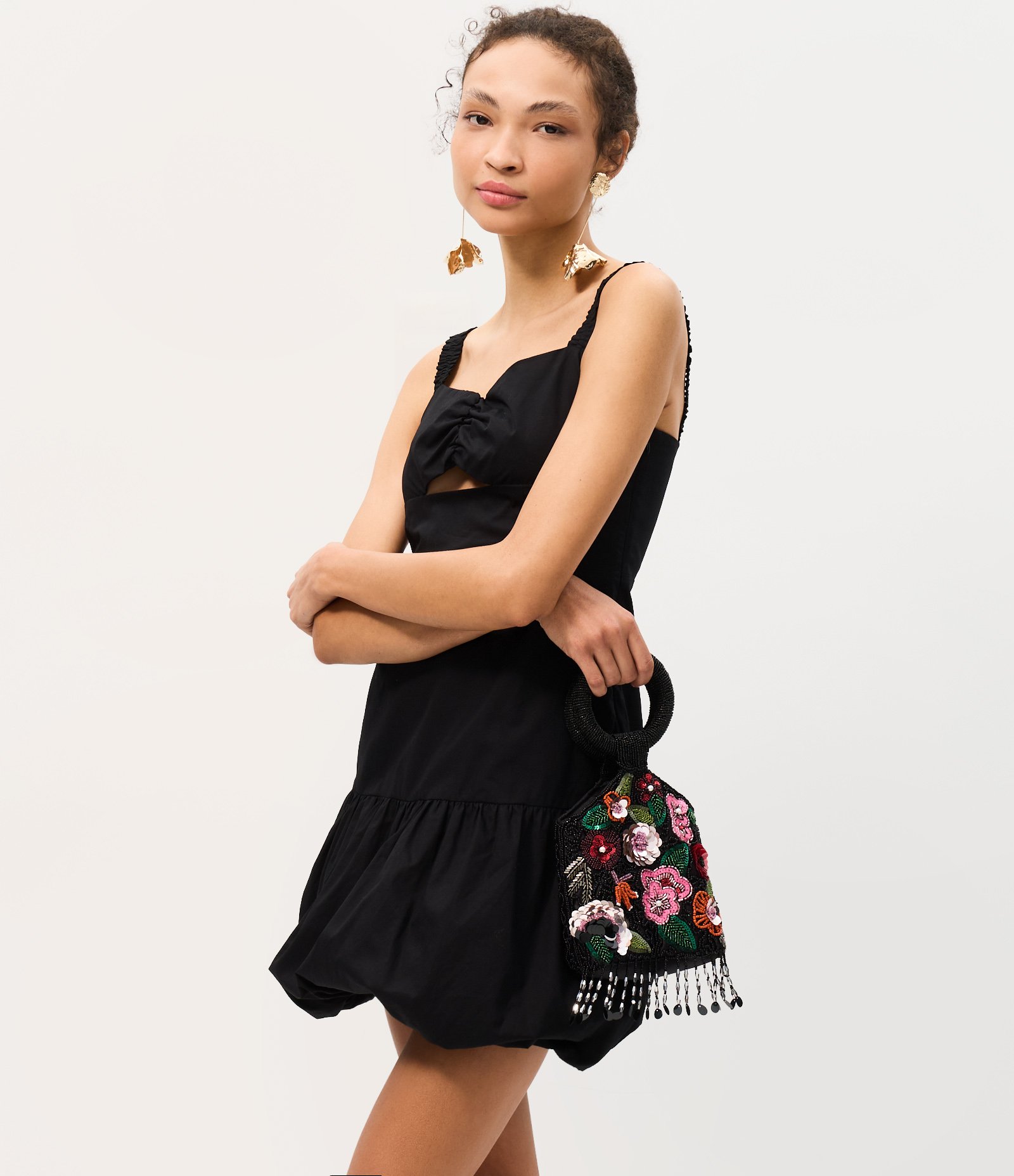 Vestido Balonê Curto em Tricoline com Decote Coração Preto 2