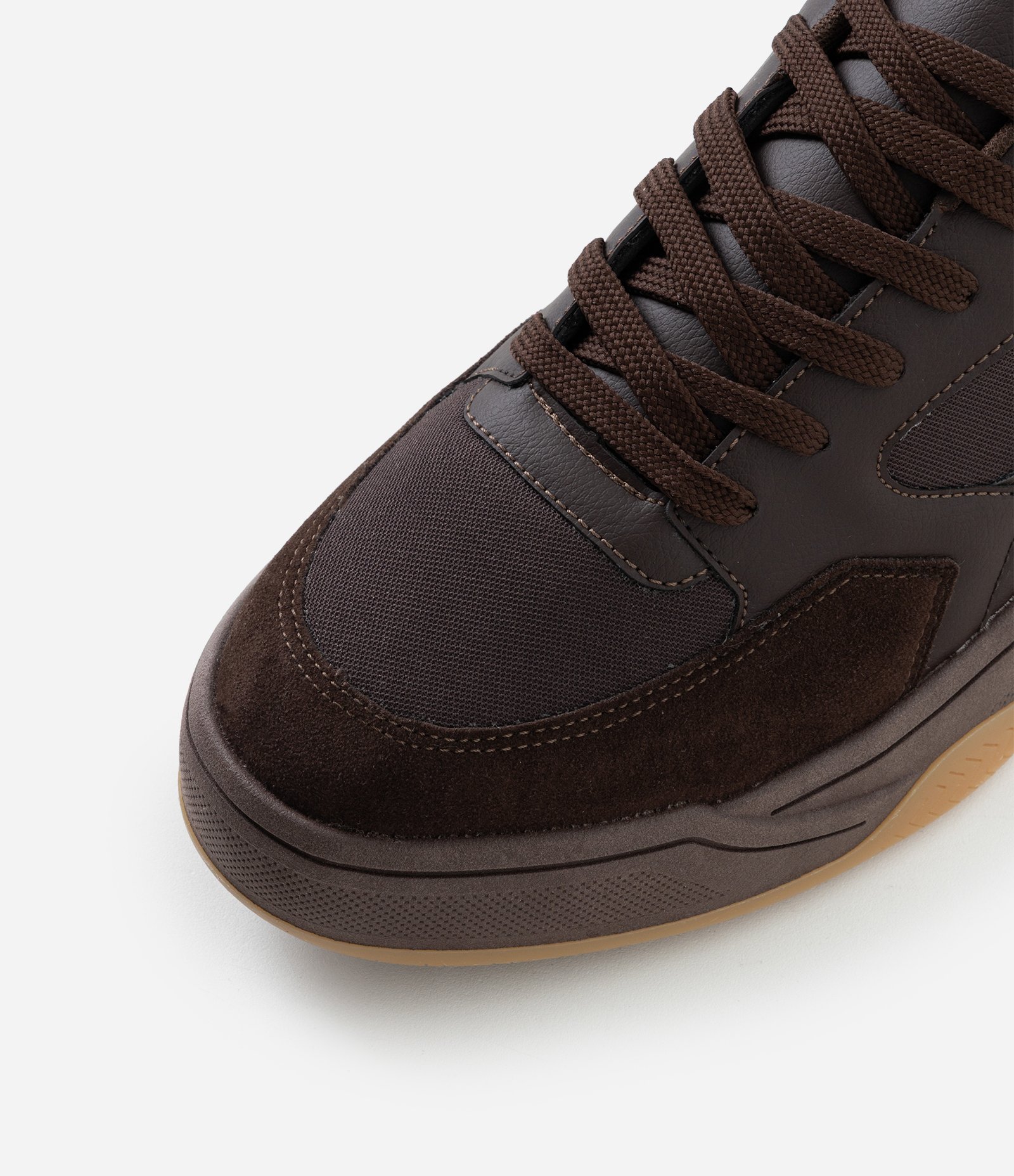 Tênis Sintético Street com Cadarço e Recortes Preto 5