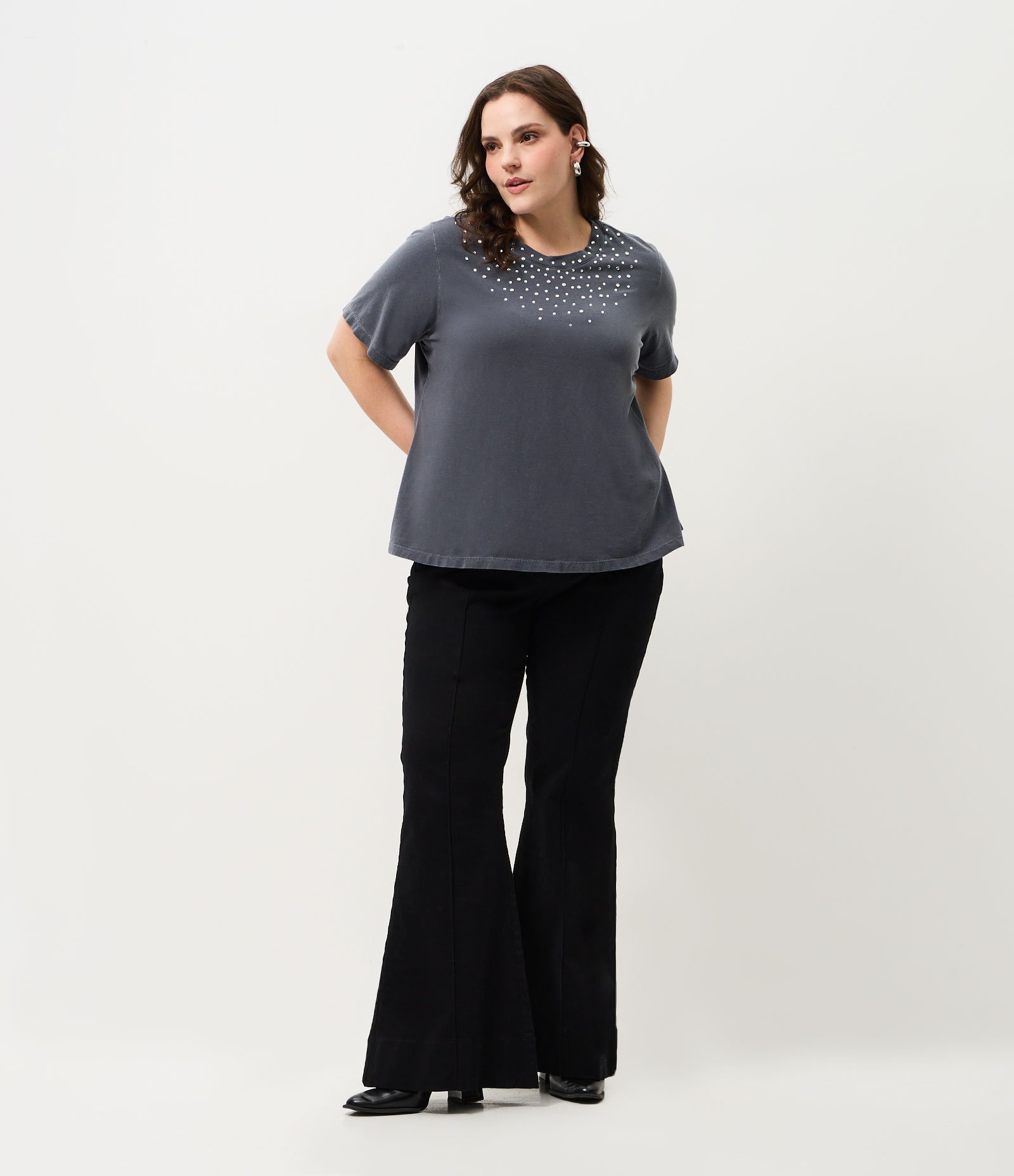 Blusa com Brilho na Gola Curve & Plus Size Cinza 2
