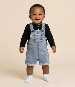 Jardineira Infantil em Jeans com Bolsinho Frontal – Tam 0 a 18 Meses