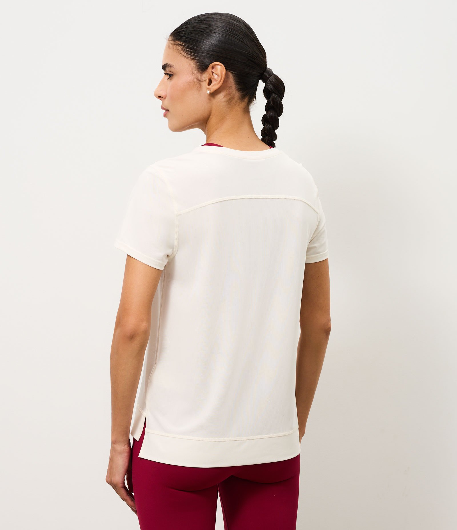 Camiseta Esportiva em Microfibra Furadinha com Barra Mullet Off White 4