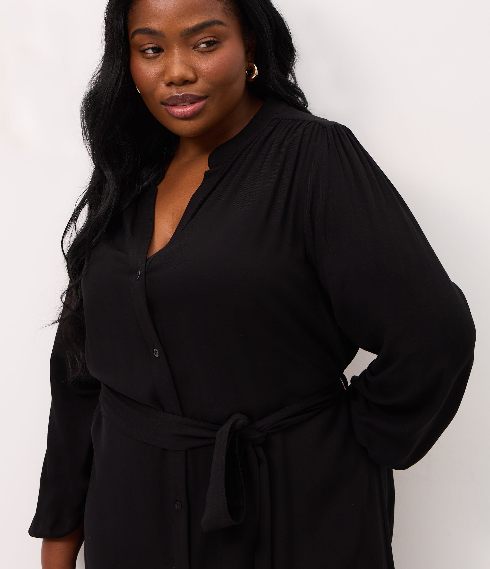 Vestido Midi Chemise com Cinto Faixa Curve & Plus Size Preto 3