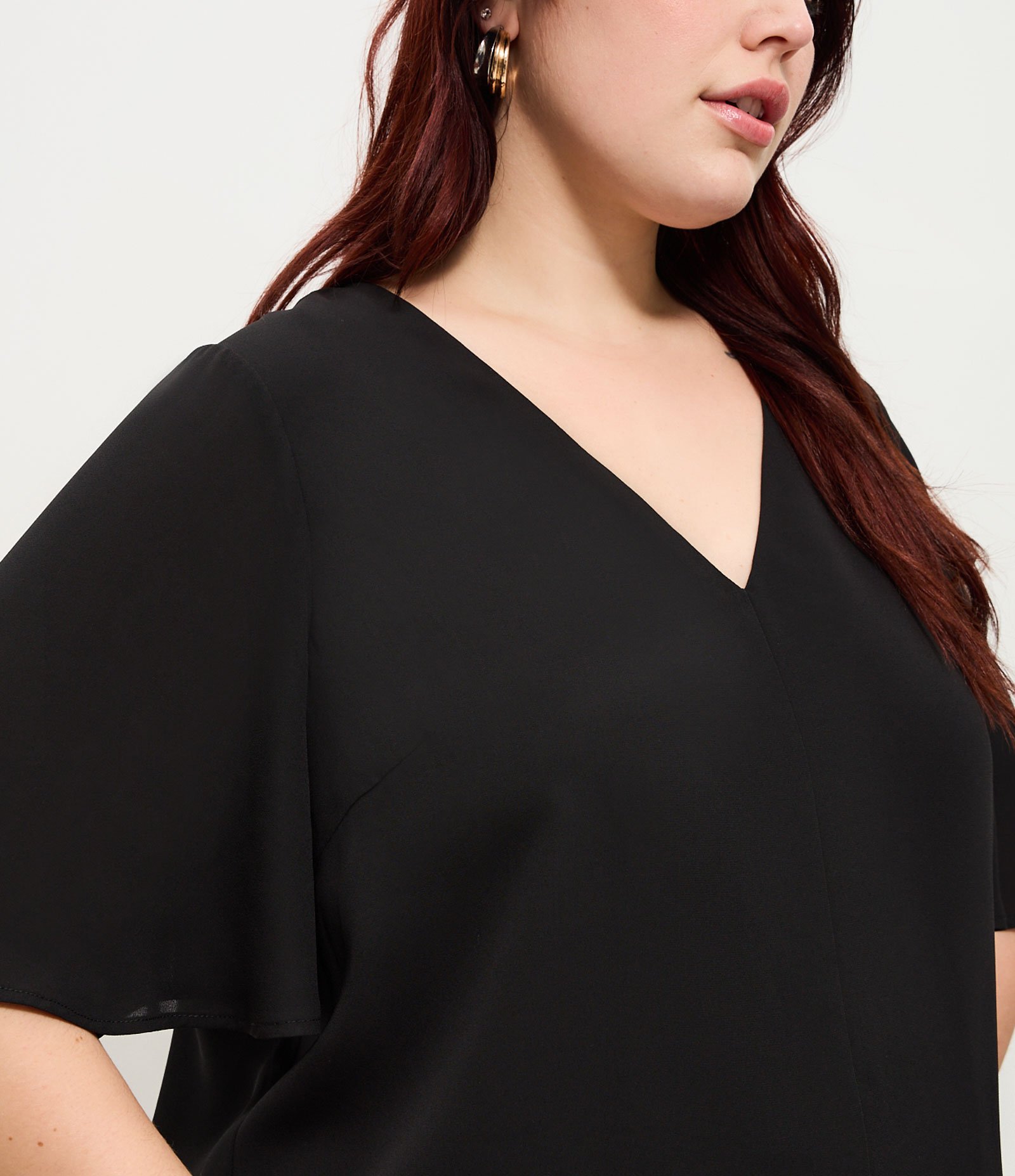 Blusa Crepe Decote V Curve & Plus Size Preto 3
