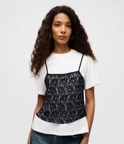 Blusa em Algodão com Regata de Renda Sobreposta