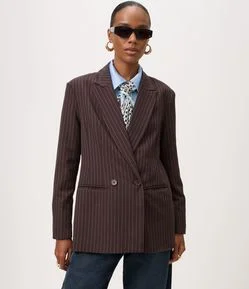 Blazer Oversized Risca de Giz com Gola Lapela