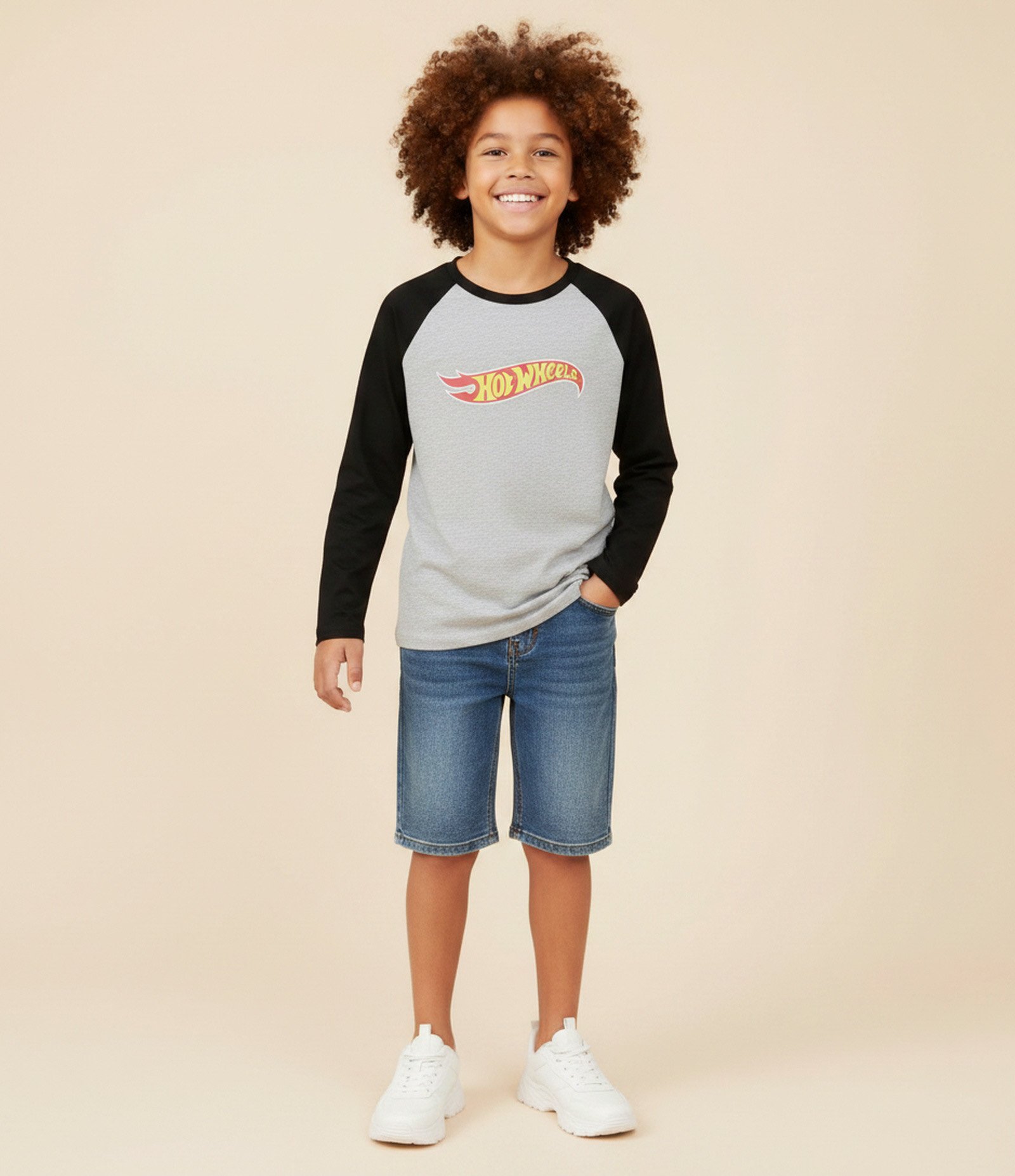 Camiseta Infantil com Lettering Hot Wheels – Tam 4 a 12 Anos Cinza/Preto 1