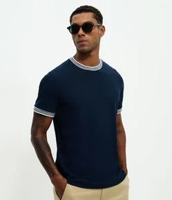 Camiseta Regular em Algodão Texturizado
