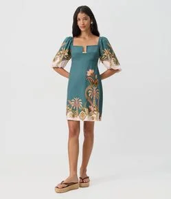 Vestido Curto em Viscolinho com Estampa Coqueiro e Manga Bufante