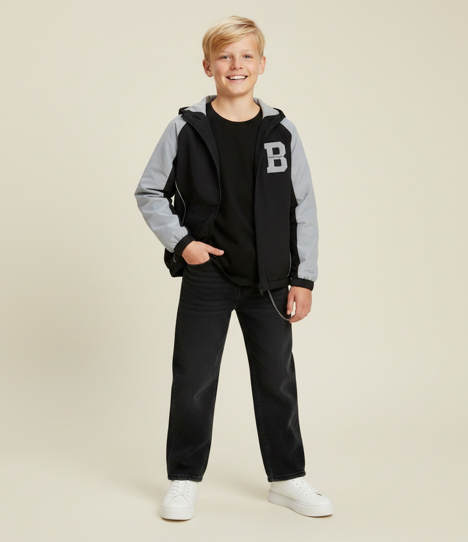 Calça Infantil Super Baggy em Jeans com Corrente – Tam 5 a 14 Anos Preto 1