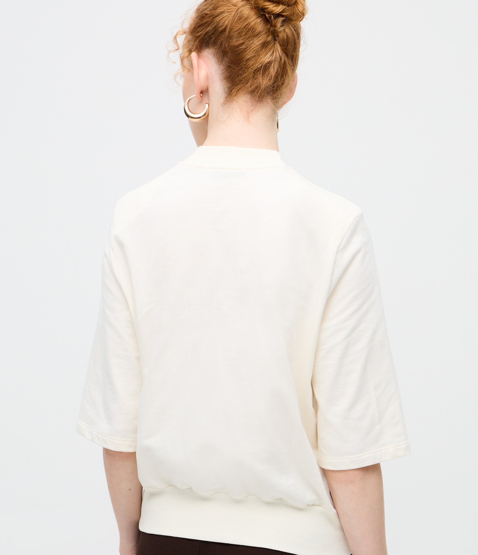 Blusa Oversized com Efeito Blusê e Ombreira Off White 4