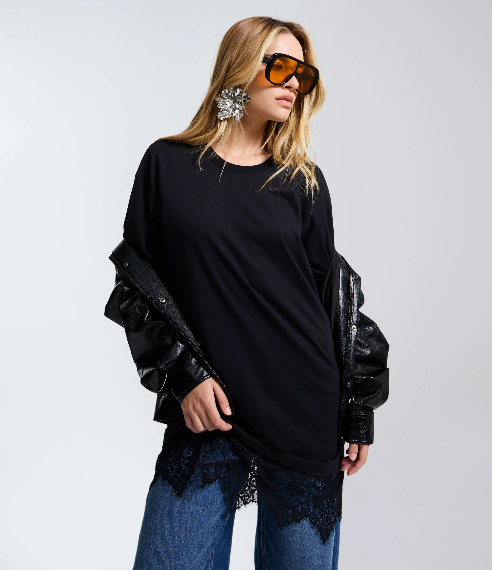 Vestido Reto em Algodão com Renda na Barra Preto 1