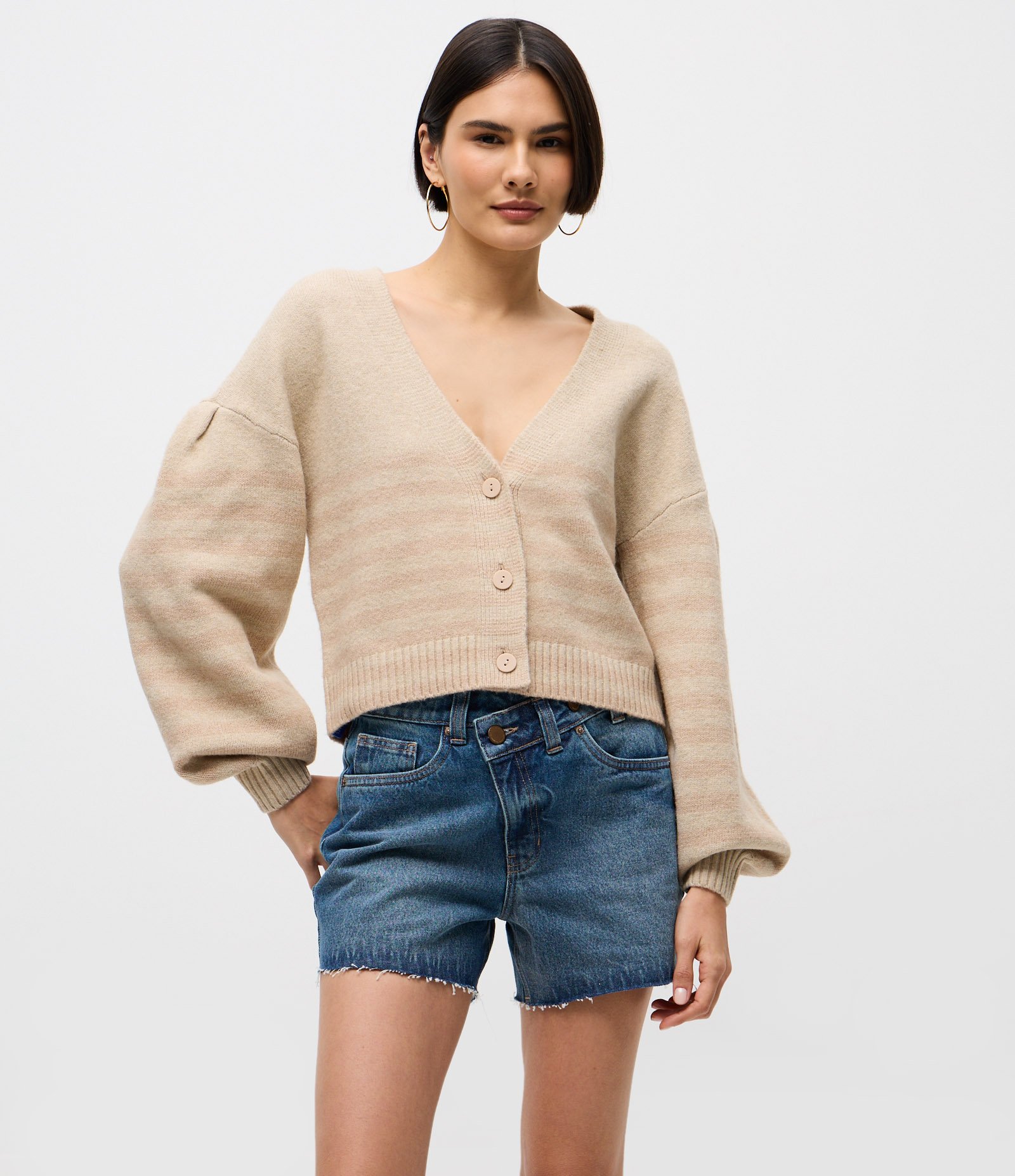 Short Midi em Jeans com Cintura Média Azul 1